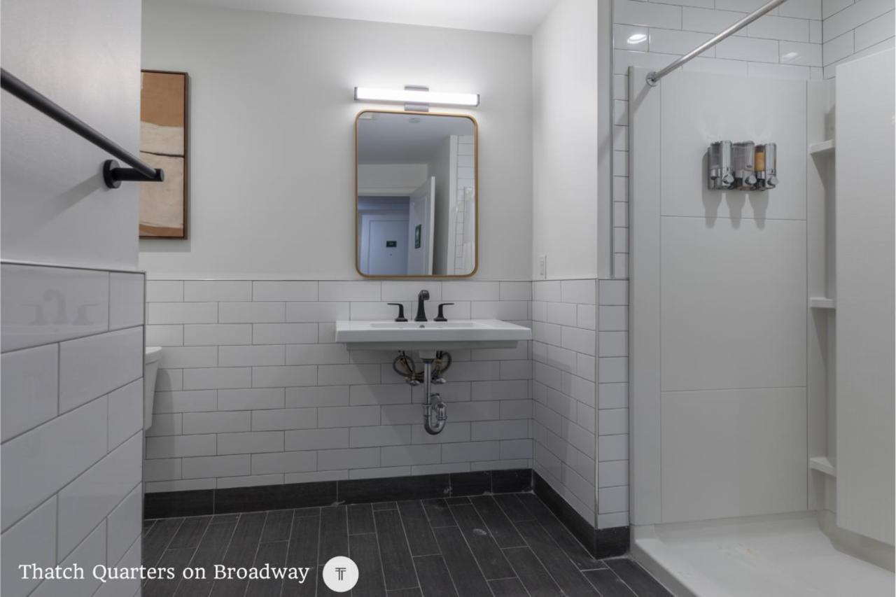 West Broadway Quarters By Thatch Boston Eksteriør billede